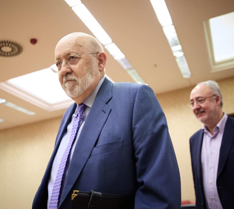 El PP enmienda a Tezanos: Feijóo supera en 4,4 puntos a Sánchez y suma con Vox el 46,1 del voto