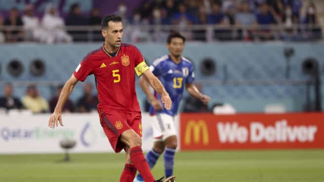 Sergio Busquets en un partido de España durante el Mundial de Qatar 2022