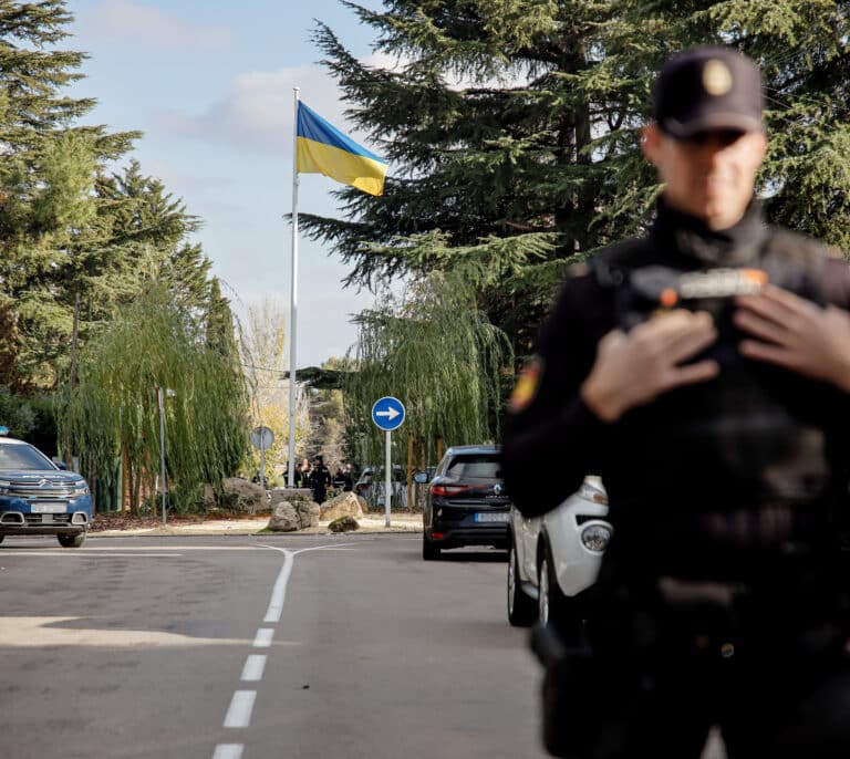 La Policía intercepta otros tres sobres con ojos de animales dirigidos la embajada de Ucrania y los consulados de Barcelona y Málaga