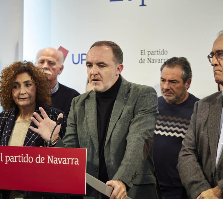 Los 12.000 votos de 'socialistas decepcionados' que busca UPN para gobernar Navarra