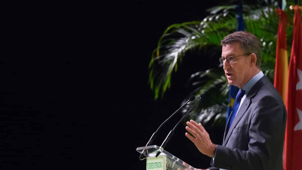 El presidente del Partido Popular, Alberto Núñez Feijóo, participa en el III Congreso Internacional de la Asociación de Familias y Mujeres del Medio Rural (AFAMMER), en el Hotel Auditórium.