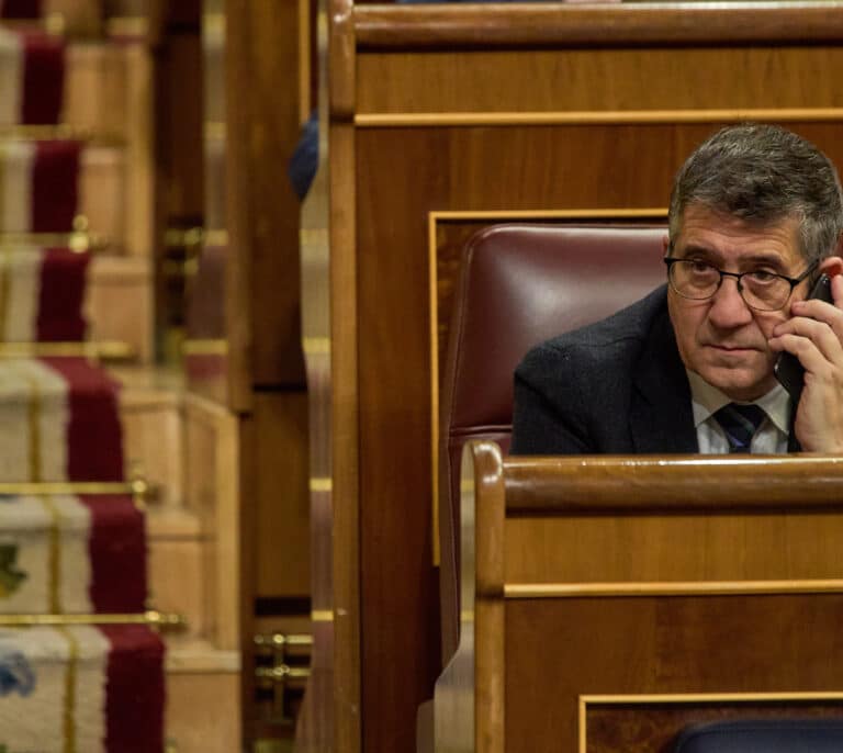 El PSOE acude al TC para que se le escuche y no paralice la reforma que desbloquea su renovación