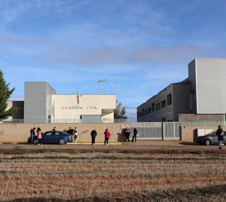 Una mujer Guardia Civil mata a sus dos hijas y se suicida en un cuartel