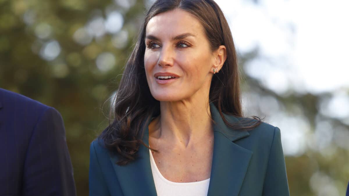 Su Majestad la Reina Doña Letizia, durante la inauguración de la Reunión Anual de Directores del Instituto Cervantes en el Hospital Real de Granada