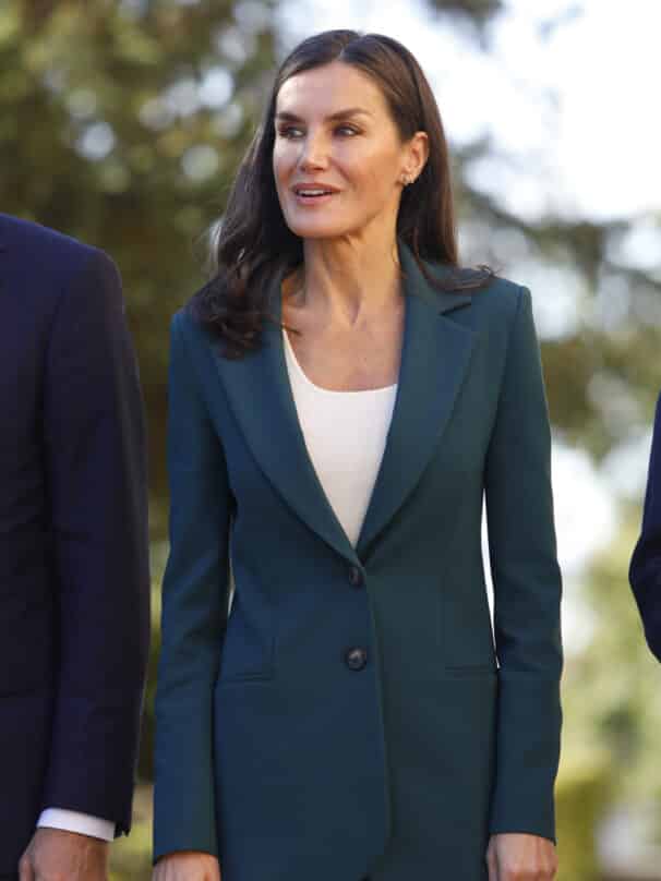 Su Majestad la Reina Doña Letizia, durante la inauguración de la Reunión Anual de Directores del Instituto Cervantes en el Hospital Real de Granada