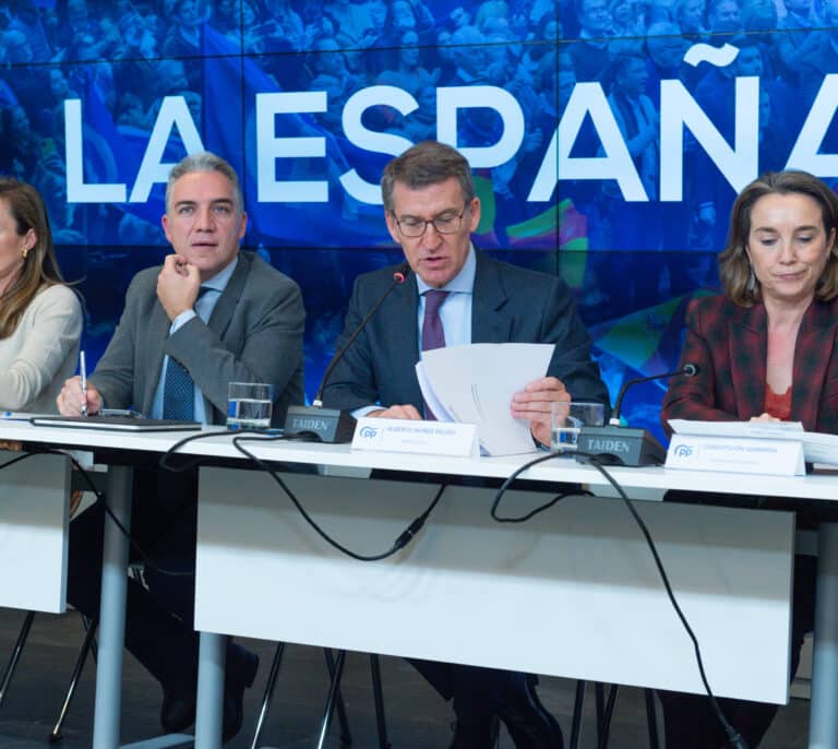 Gamarra quiere "colectivizar" la estrategia contra Sánchez a los candidatos municipales