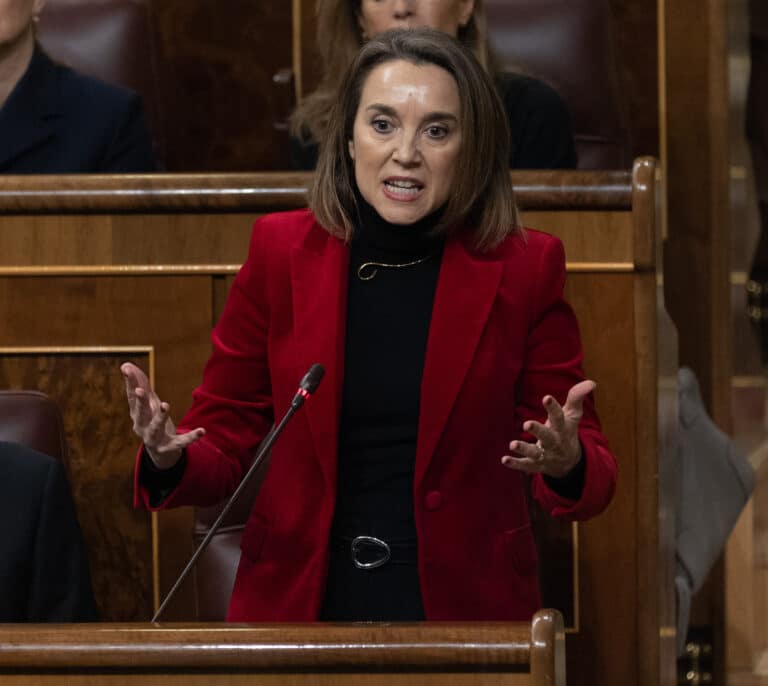 Gamarra a Sánchez: "Cada vez nos recuerda más a Junqueras y Puigdemont"