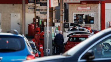 Las gasolineras temen escasez de carburante en los últimos días del descuento del Gobierno