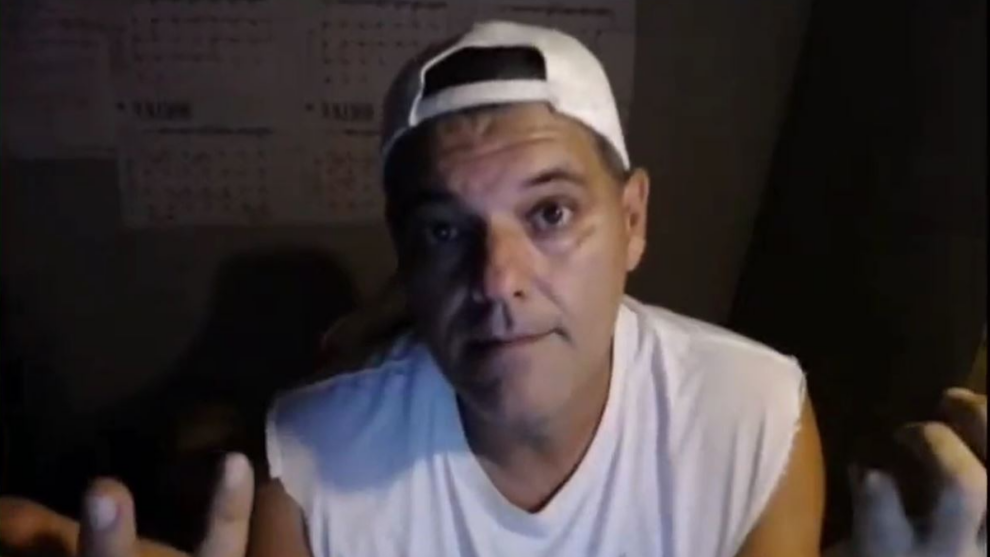 Frank Cuesta durante un vídeo