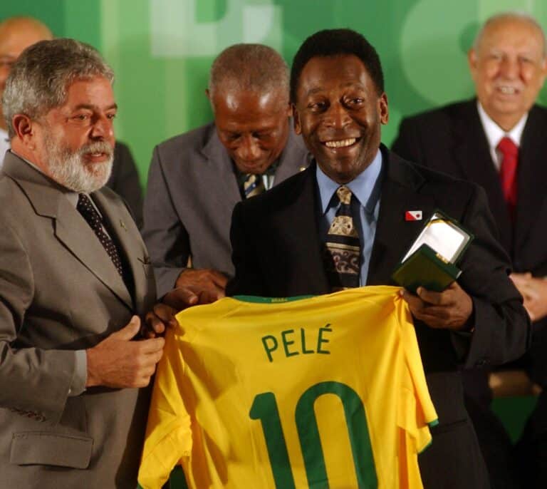 Una mujer tendrá una parte de la herencia de Pelé reservada hasta confirmar si es su hija