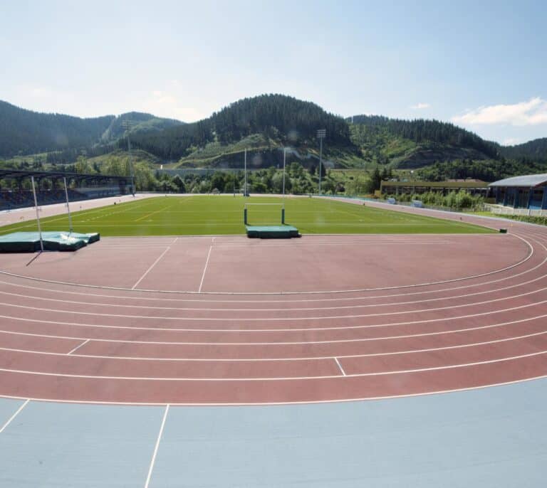Detienen a un entrenador de atletismo de Tarragona por abusar sexualmente de niñas de entre 13 y 16 años