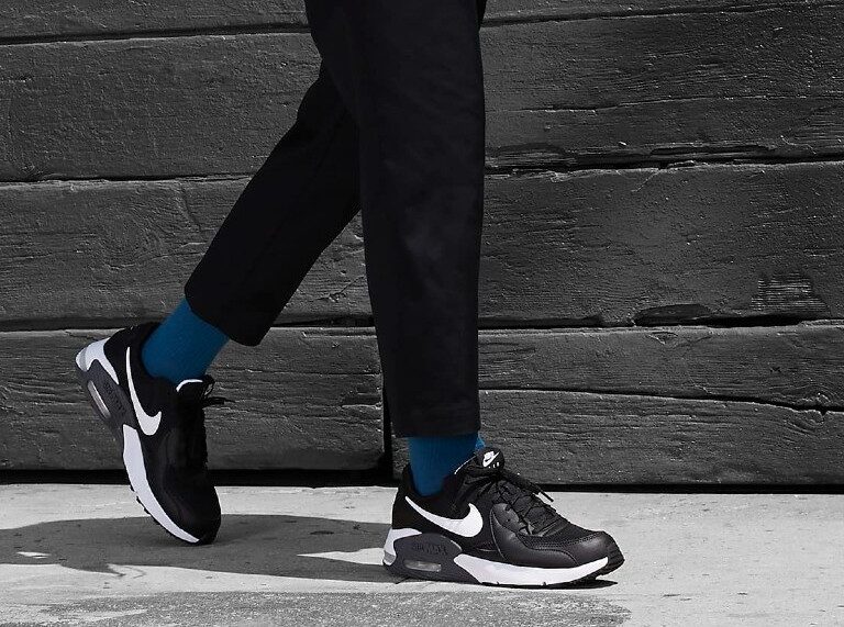 Las zapatillas Nike Air Max que están arrasando estas Navidades ahora tienen un 40% de descuento