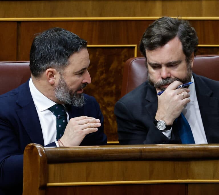 Vox vuelve al 'perfil García-Gallardo' en los candidatos de mayo tras el pinchazo de Olona