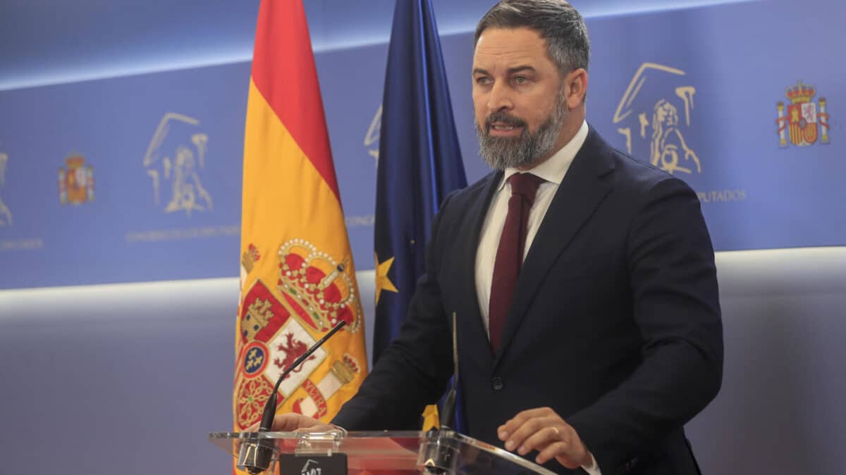 Vox se querellará contra Sánchez por las reformas exprés del TC y el Código Penal