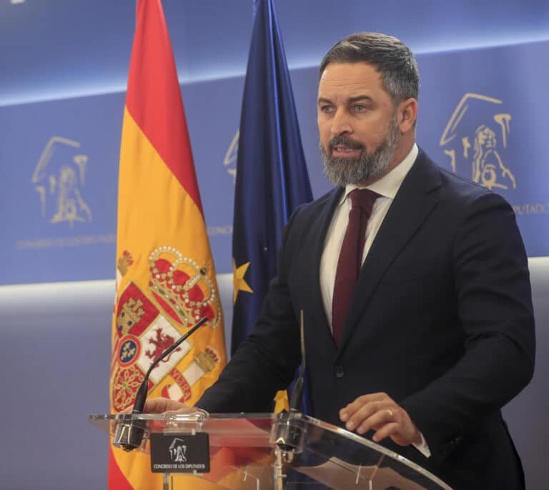 Vox se querellará contra Sánchez por las reformas exprés del TC y el Código Penal