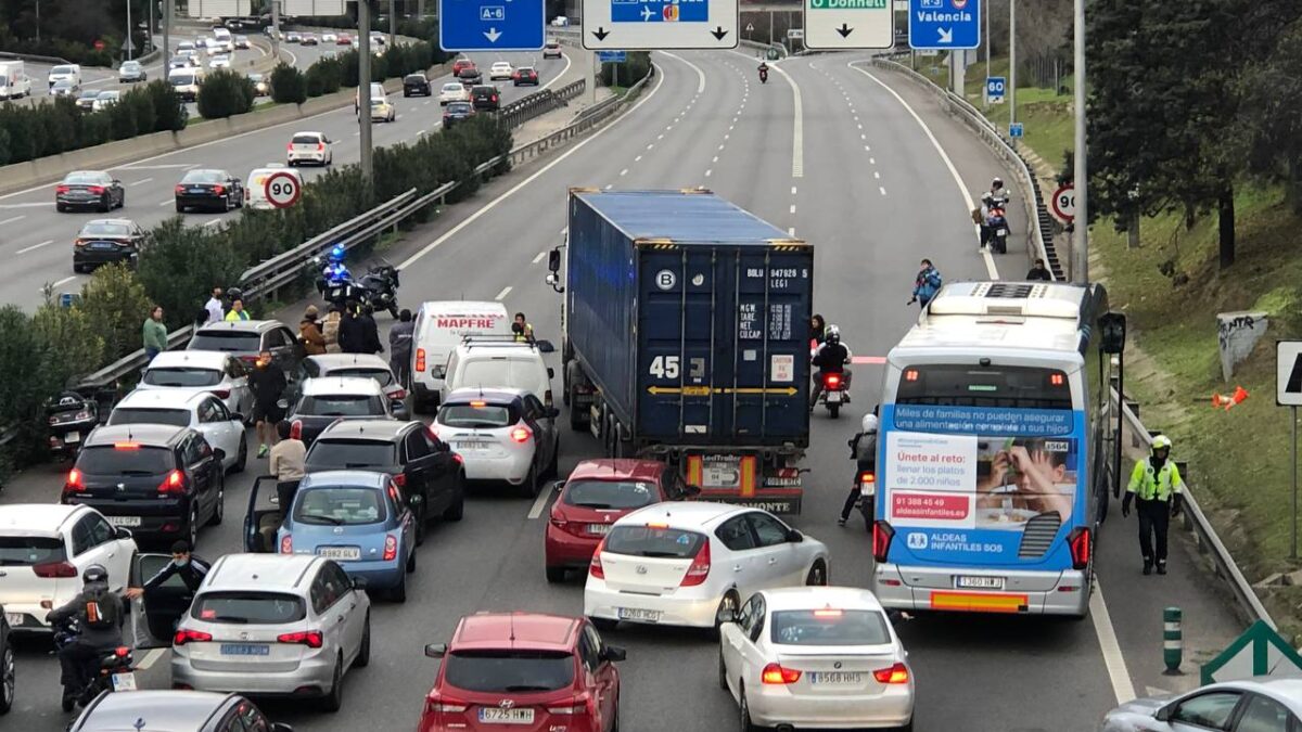 Corte del tráfico en la M-30 de Madrid.