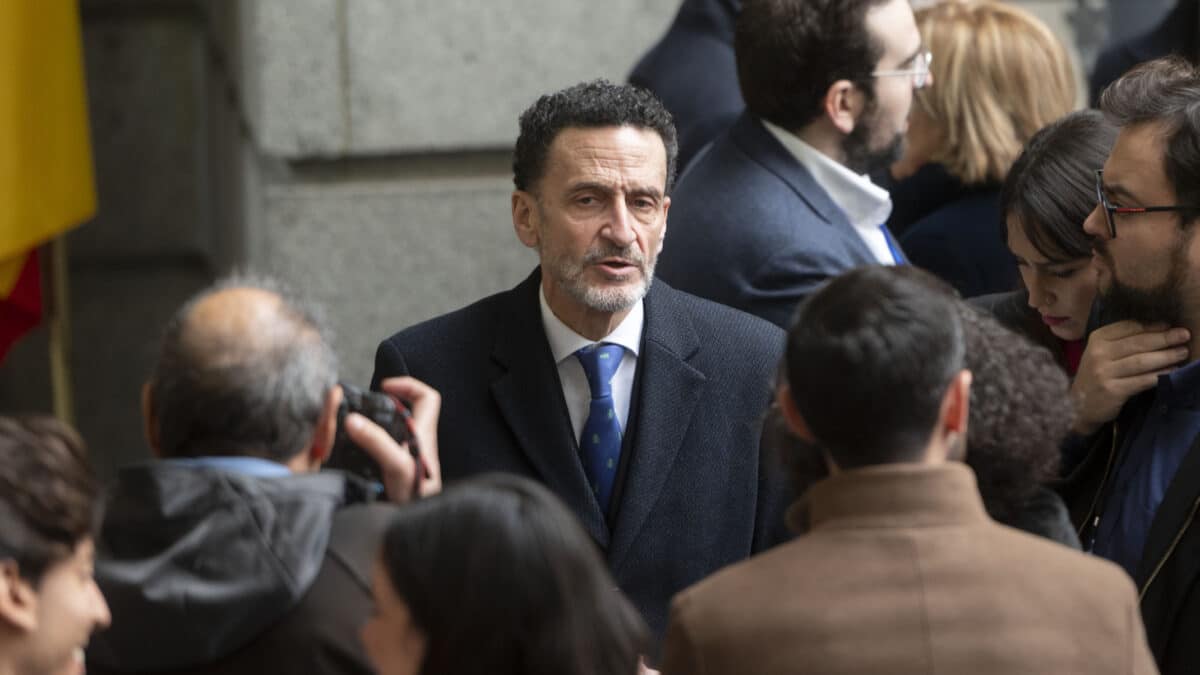 El vicesecretario general y portavoz adjunto en el Congreso, Edmundo Bal, en el patio de las Cortes durante el acto de conmemoración por el Día de la Constitución