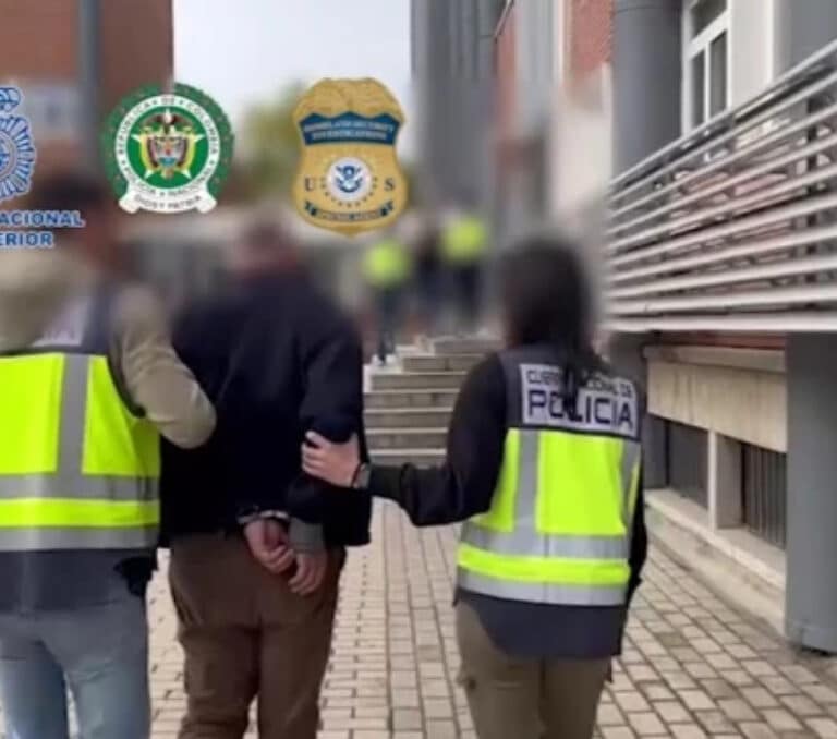 La Policía halla un arsenal de guerra y 2.600 kilos de cocaína en la detención del histórico narco gallego 'Matador'