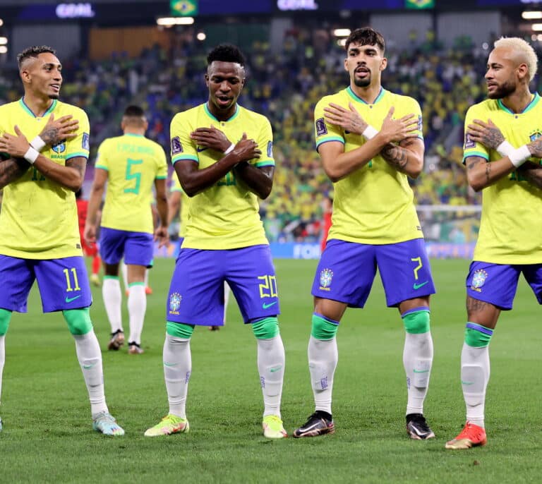 Brasil se divierte a costa de Corea del Sur y pasa a cuartos con una de las exhibiciones del Mundial