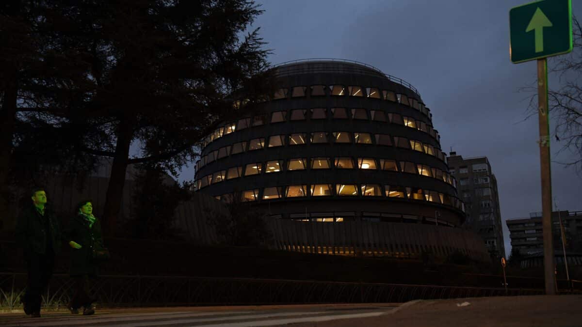 Fachada de la sede del Tribunal Constitucional.