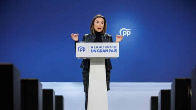 Cuca Gamarra ofrece una rueda de prensa para valorar la actualidad política