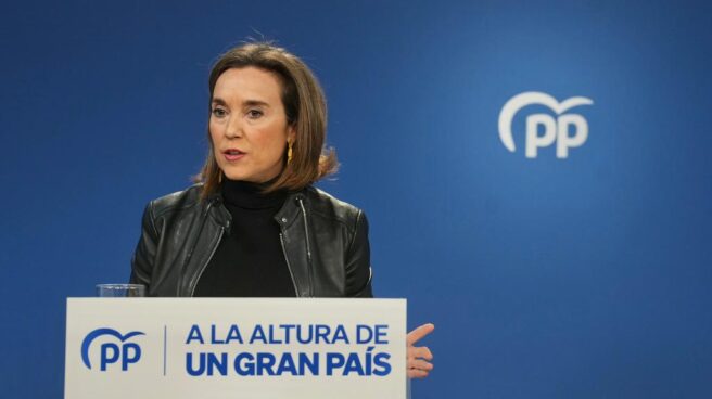 La secretaria general del PP, Cuca Gamarra, comparece en rueda de prensa desde la sede nacional de Génova