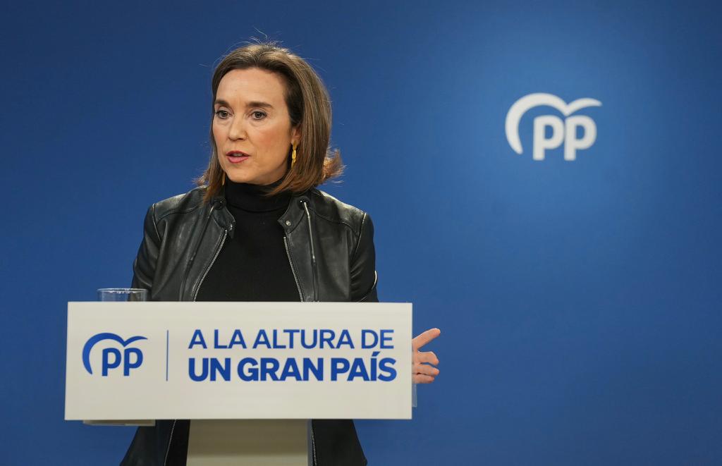 La secretaria general del PP, Cuca Gamarra, comparece en rueda de prensa desde la sede nacional de Génova