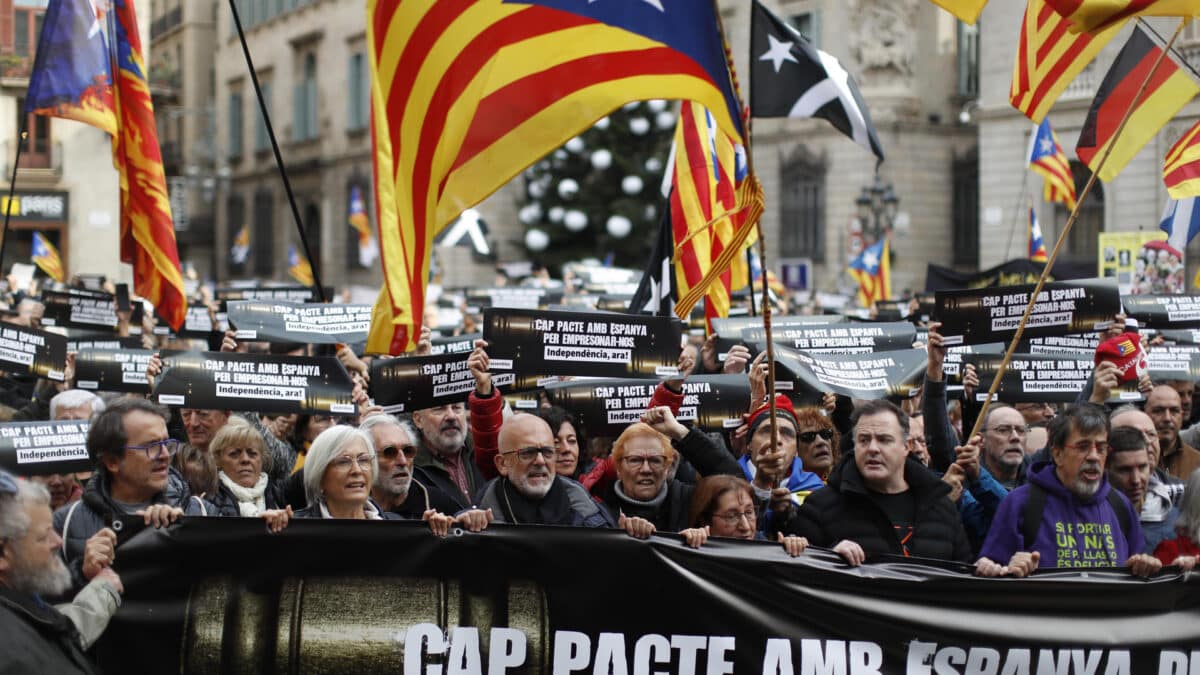 La manifestación de Junts y ANC contra la reforma del Código Penal solo suma 3.600 personas