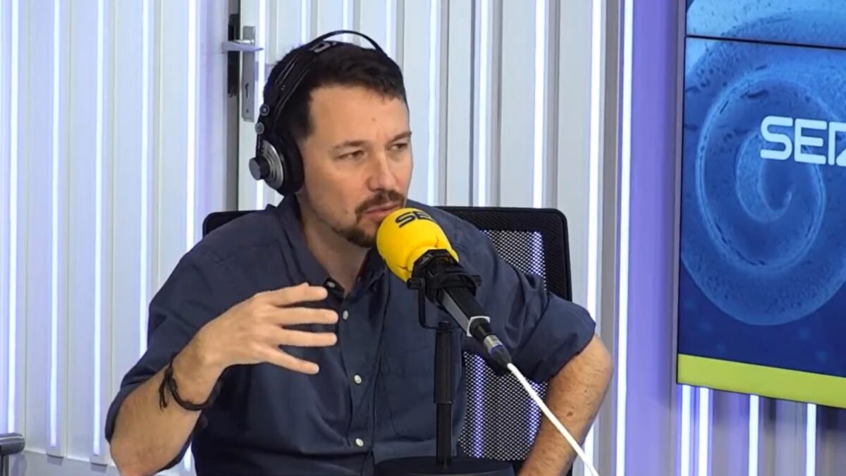 Pablo Iglesias, en el estudio de la Cadena SER.