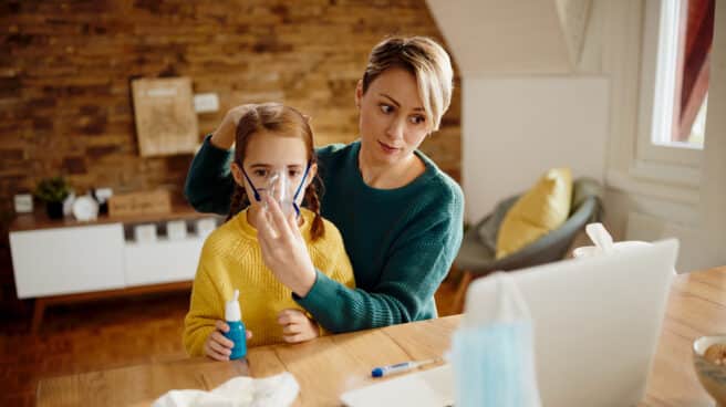 tratamiento de asma a su hija