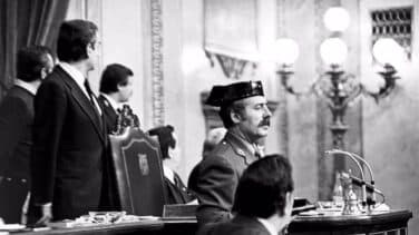 Cuando los disparos de Tejero apuntan al Constitucional
