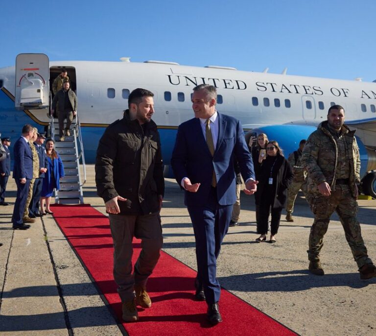 Zelenski viaja a EEUU para reunirse con Biden y hablar ante el Congreso
