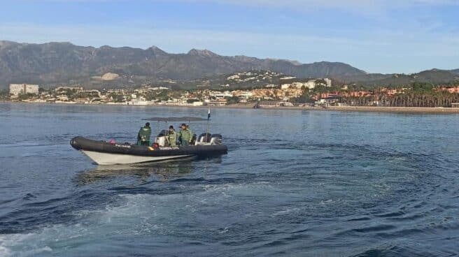 Jornada de búsqueda de los restos de la mujer asesinada y arrojada al mar sin cabeza ni manos en Marbella