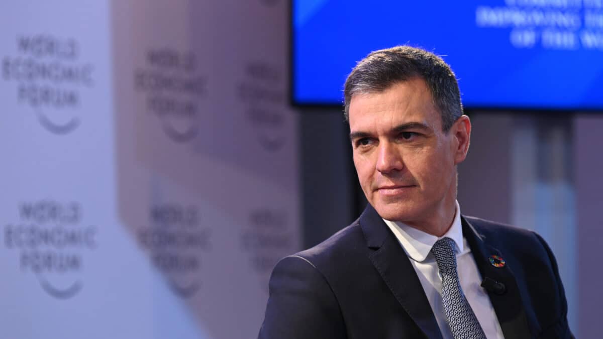 DAVOS (SUIZA), 17/01/2023.-El presidente del Gobierno, Pedro Sánchez, este martes durante la reunión del Country Strategy Dialogue en la localidad suiza de Davos-Klosters, durante la reunión anual del Foro Económico Mundial.-EFE/Pool Moncloa/Borja Puig de la Bellacasa***SOLO USO EDITORIAL/SOLO DISPONIBLE PARA ILUSTRAR LA NOTICIA QUE ACOMPAÑA (CRÉDITO OBLIGATORIO)***