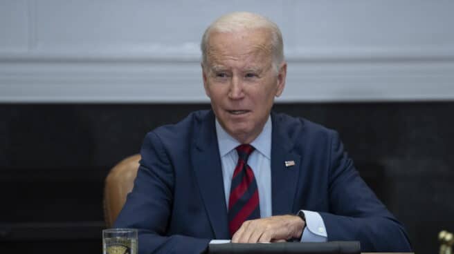 El presidente de Estados Unidos, Joe Biden, hace declaraciones durante una reunión con líderes demócratas del Congreso en la Casa Blanca