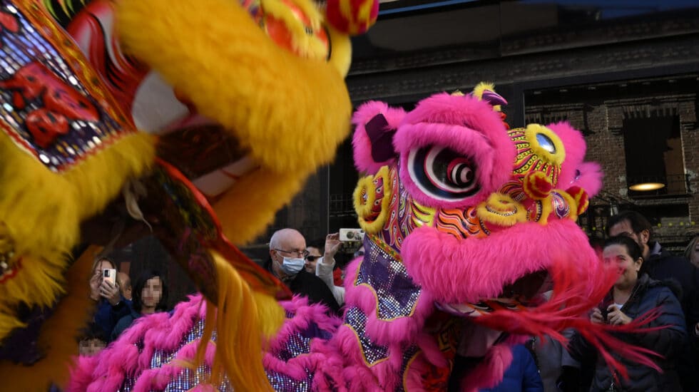 Gran Desfile multicultural del Año Nuevo chino en el barrio de Usera
