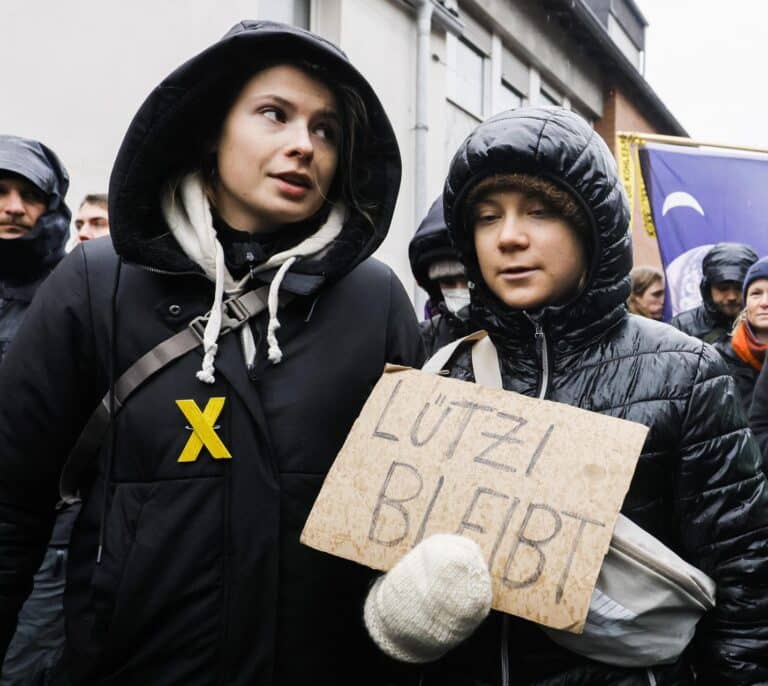 Greta Thunberg se suma a los activistas climáticos contra la mina alemana de Lützerath entre cargas policiales