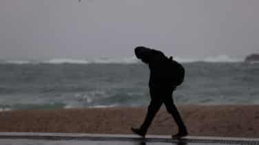 Las intensas lluvias desbordan dos ríos de Cantabria