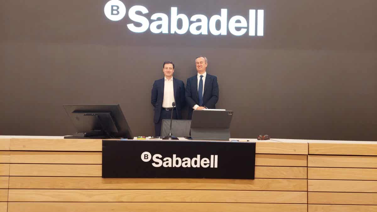 Banco Sabadell consigue un beneficio récord de 1.000 millones antes de que acabe el año