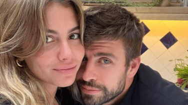Gerard Piqué responde a Shakira y comparte su primera imagen con Clara Chía