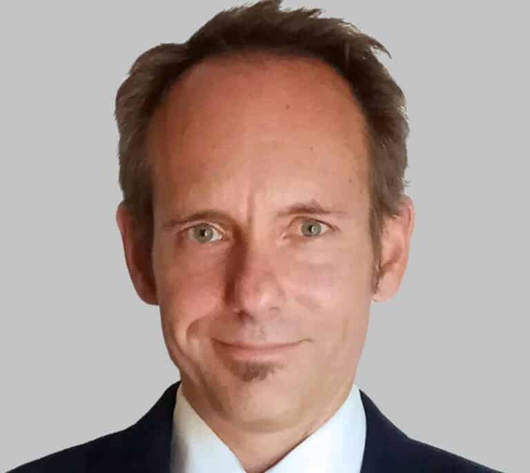 "Si queremos que los bancos ofrezcan criptomonedas tenemos que hablar el mismo lenguaje que ellos"