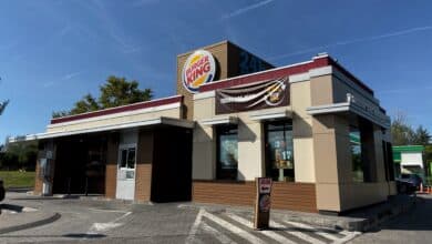 Burger King empieza a cobrar por los sobres de kétchup