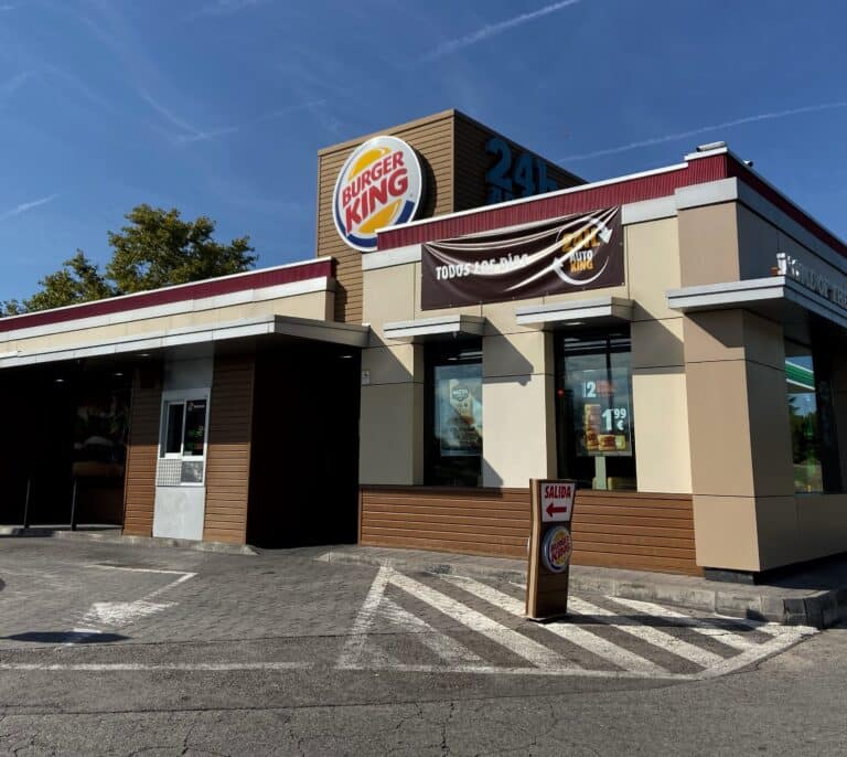Burger King empieza a cobrar por los sobres de kétchup