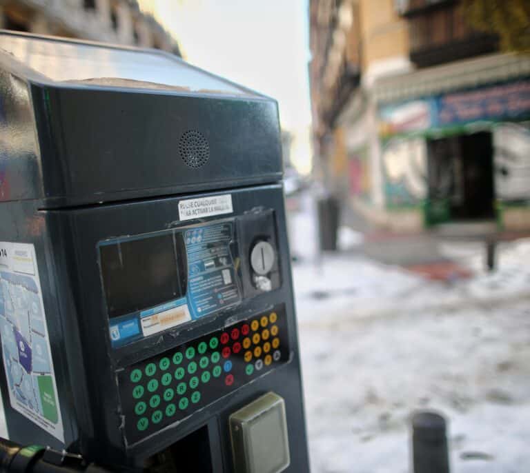 El 'sí' a la zona verde y azul gana en otros cuatro barrios limítrofes con la M-30 en Madrid