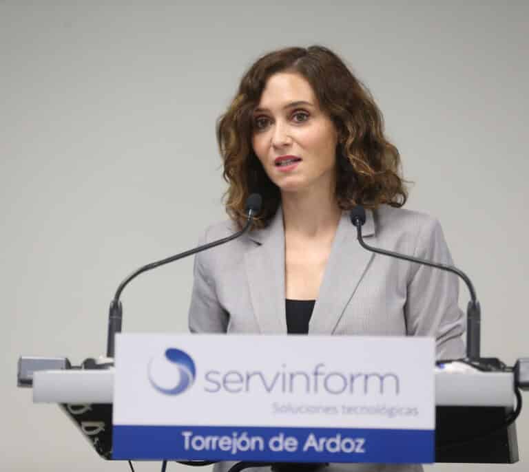 Ayuso implantará "el Plan por la libertad, pluralidad y calidad en la ESO" para "contrarrestar la politización" en aulas