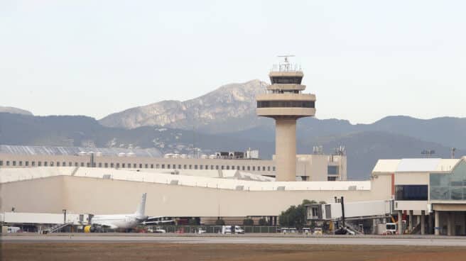 Vista general del aeropuerto de Palma, a 8 de noviembre de 2021, en Palma de Mallorca, Mallorca, Islas Baleares (España).