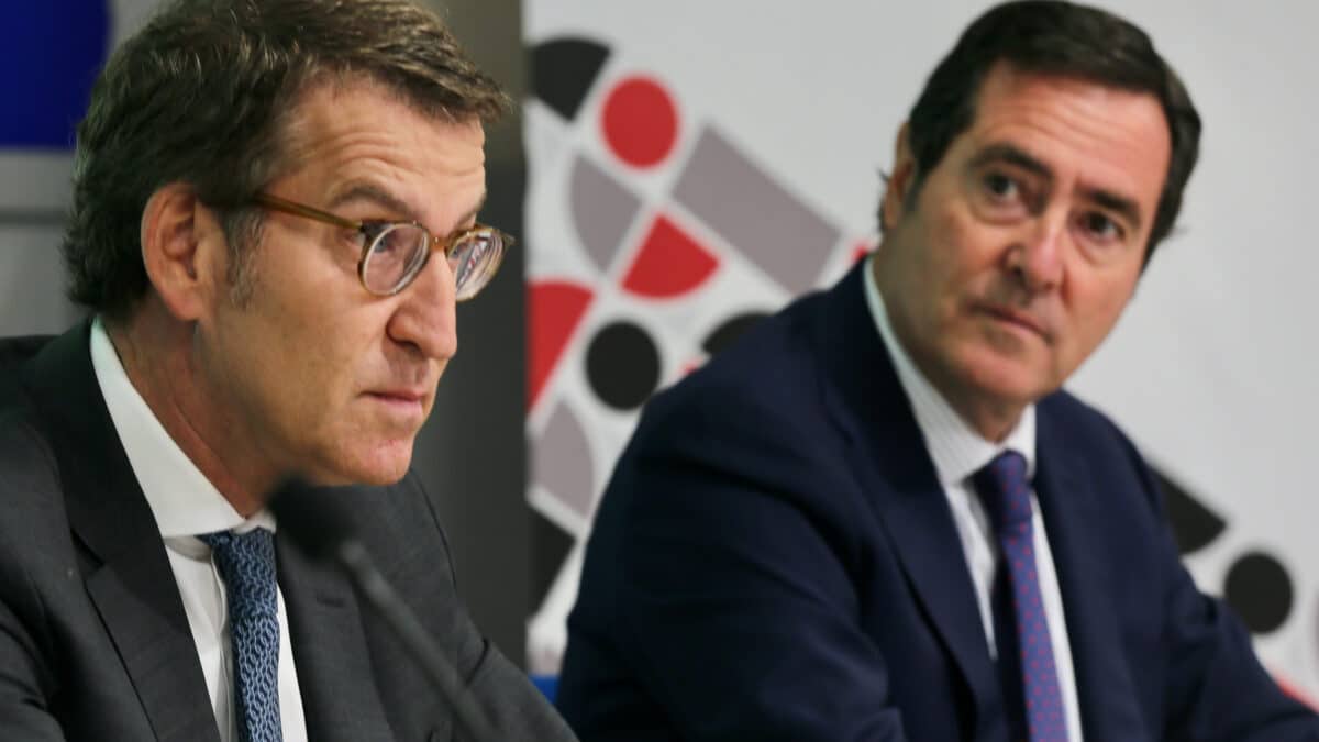 Feijóo y Garamendi, en un curso sobre autónomos y emprendedores.