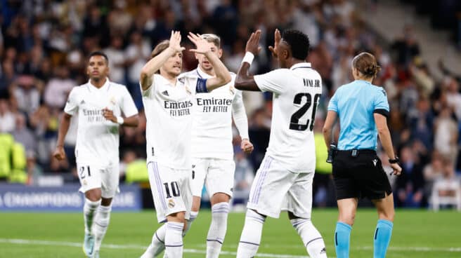 Luka Modric del Real Madrid celebra un gol durante el partido de fútbol del Grupo F de la Liga de Campeones de la UEFA