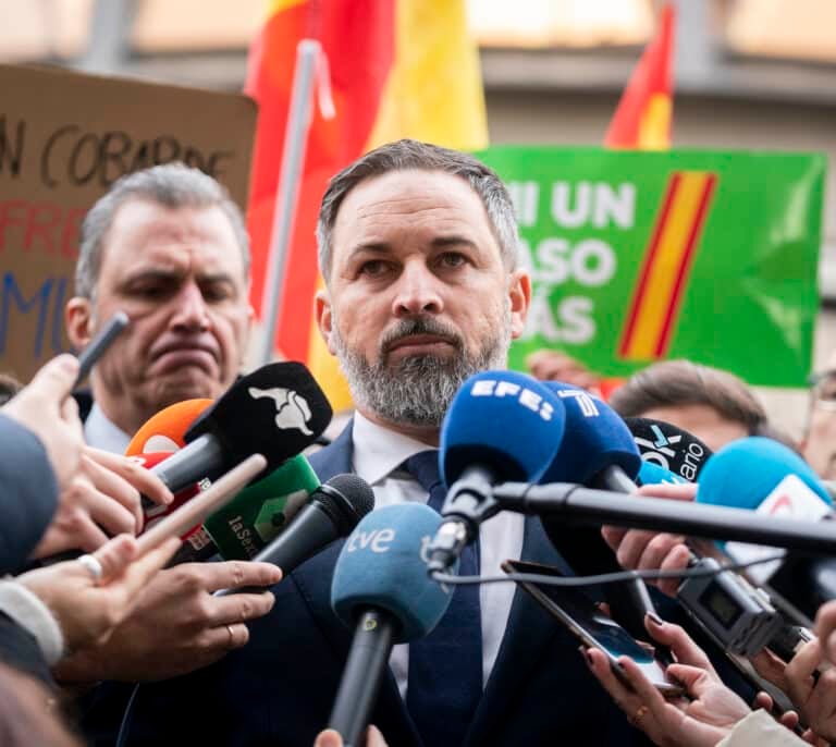 Abascal avisa de que Vox se va a mantener firme con las medidas "provida" de Castilla y León