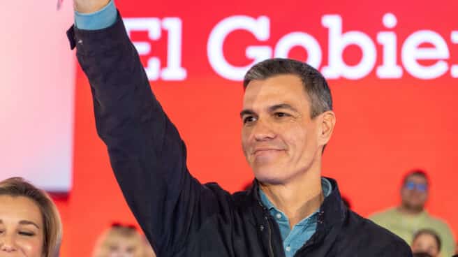 El presidente del Gobierno y secretario general del PSOE, Pedro Sánchez, participa en un mitin de partido en Sevilla